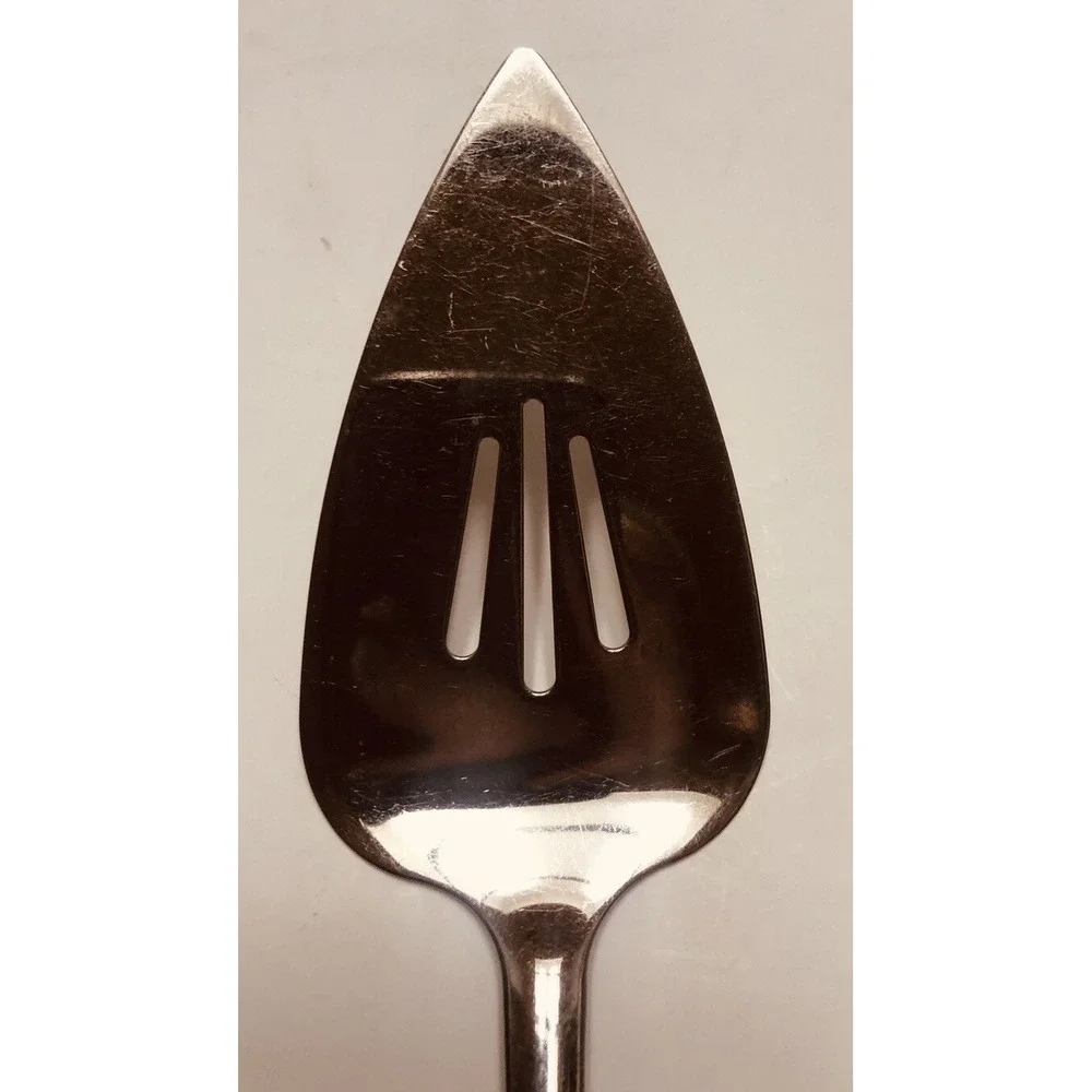 Vintage Oneida 18/8 Stainless 3 Slot 10.5